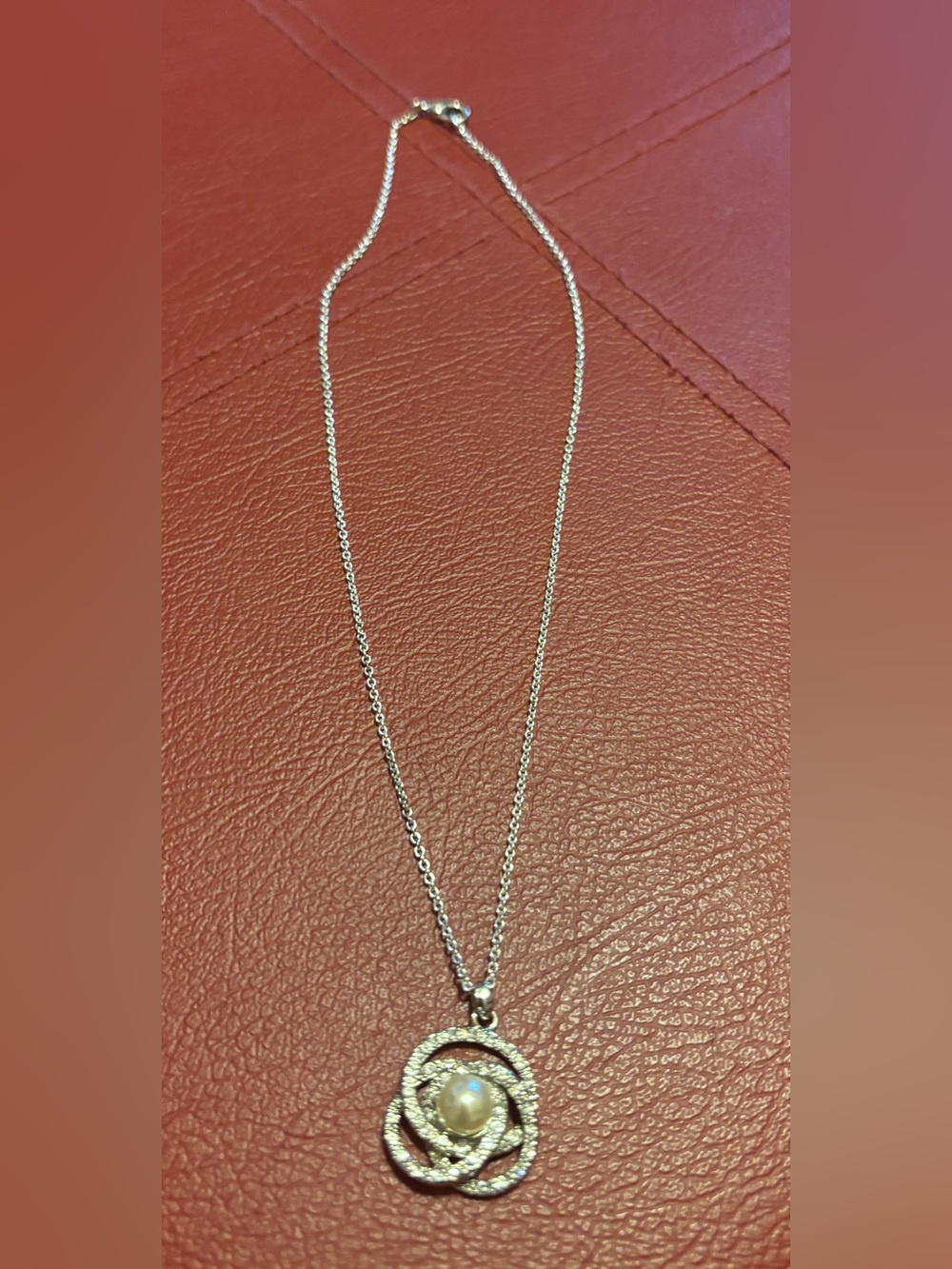 ✨Sterling Silver Circle Pearl Pendant Necklace